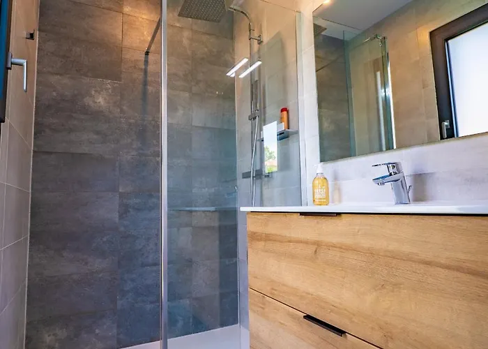 Parenthese - Elegance & Confort - Clim Βίλα *